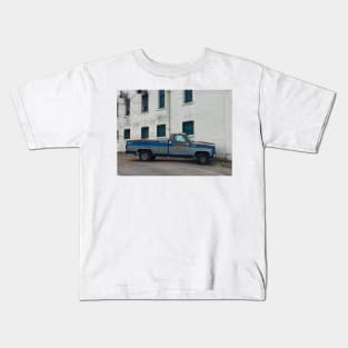 Old Truck in Downtown Houston Kids T-Shirt